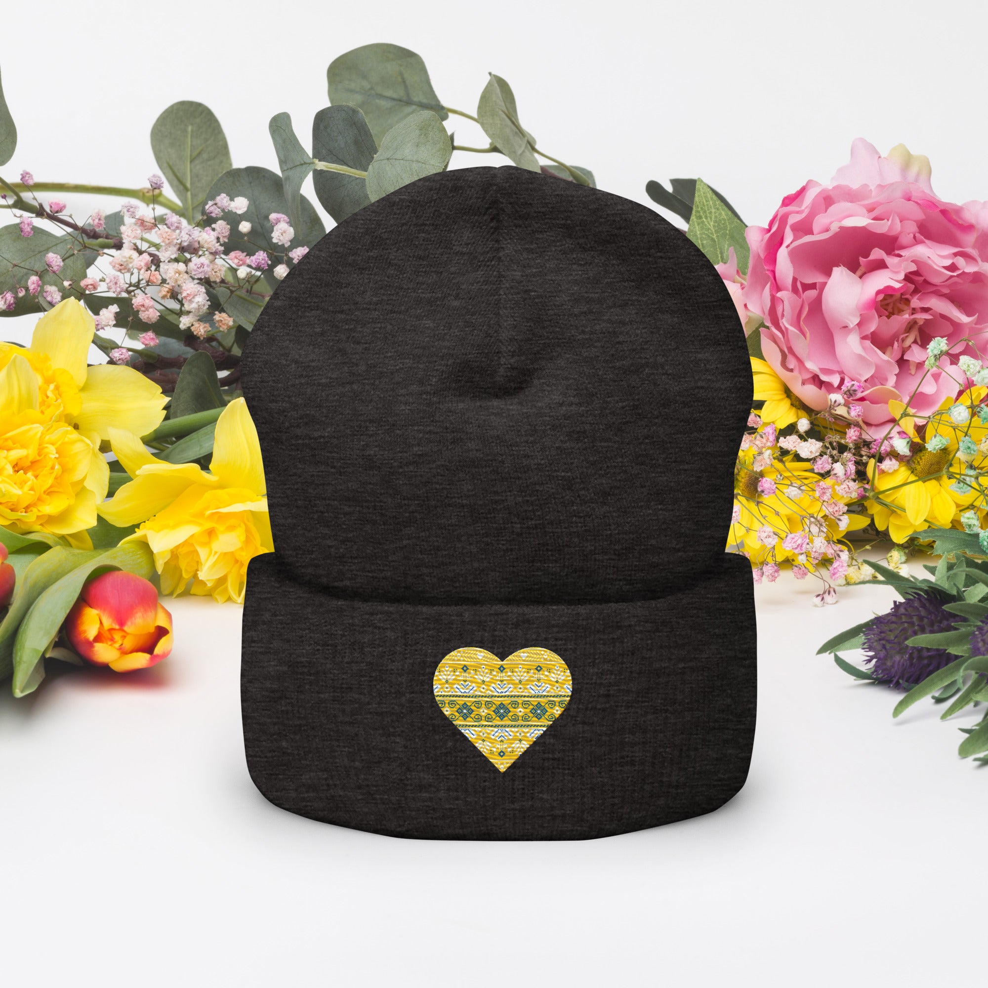 Cuffed Beanie "Embroidery heart"